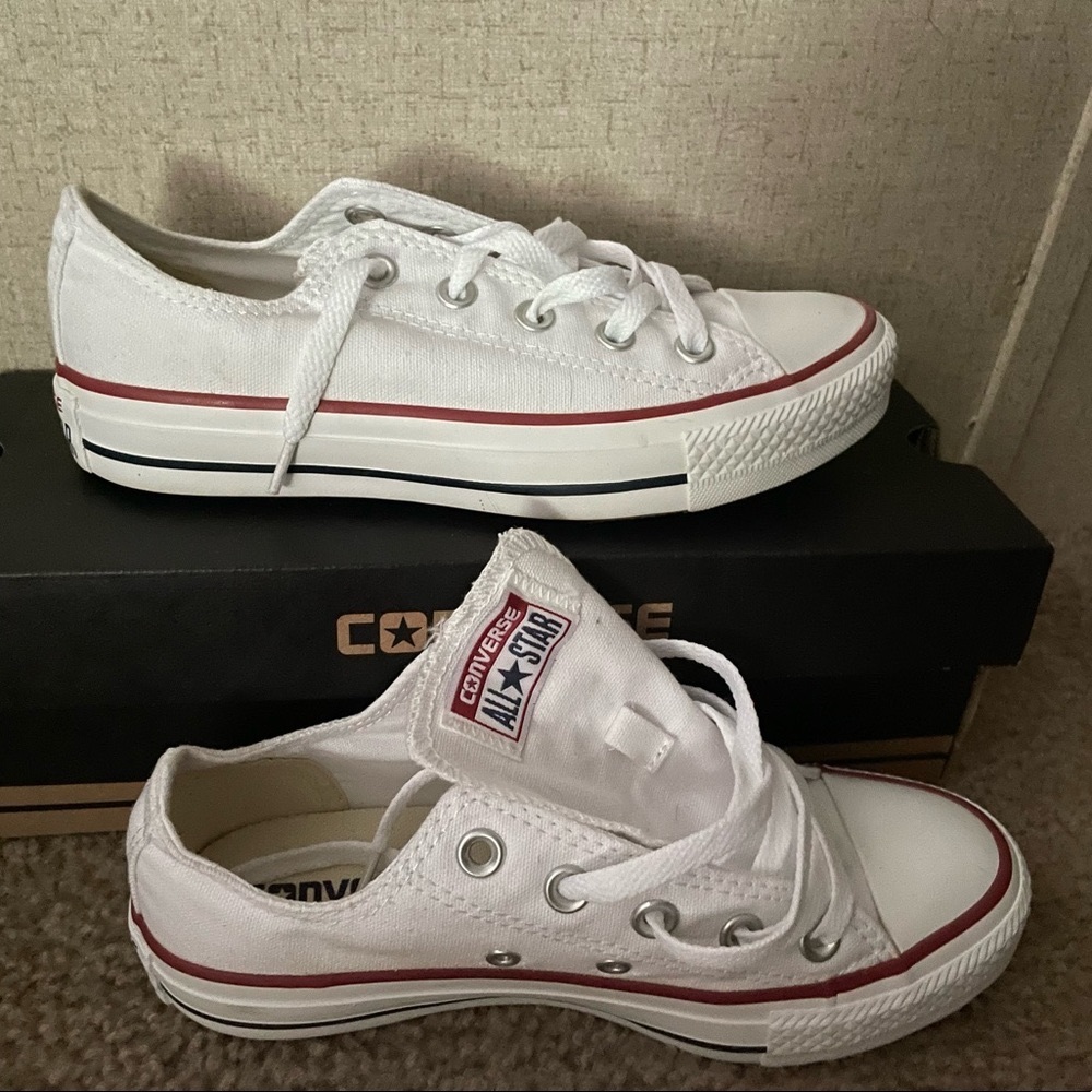 Women’s size 5 white converse